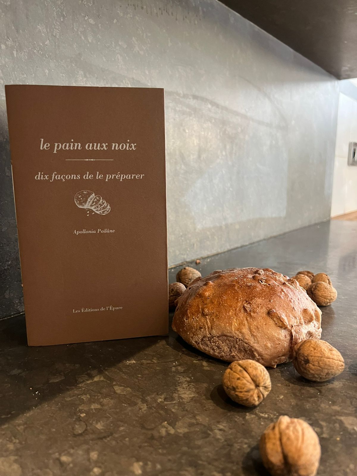 10 WAYS TO PREPARE YOUR BREAD BY APOLLONIA POILÂNE