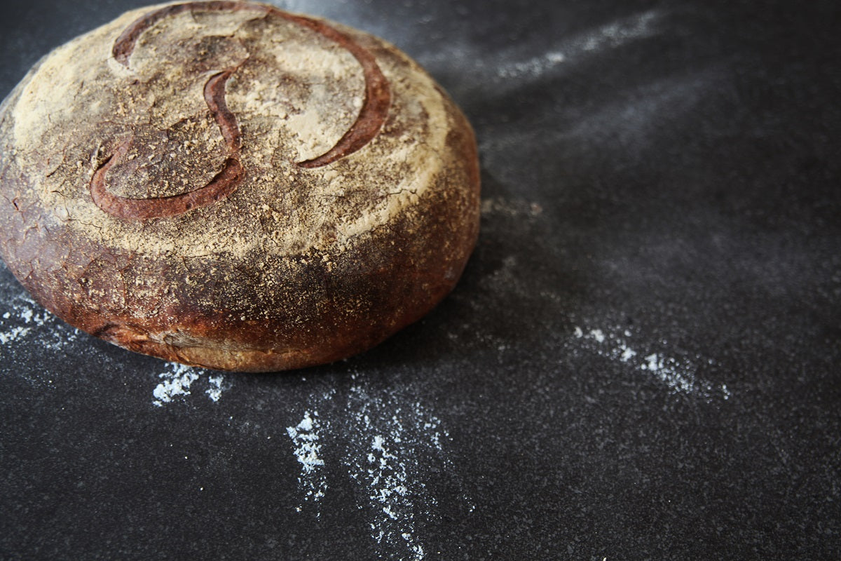 La Miche Poilâne – pain au levain emblématique de la boulangerie Poilâne