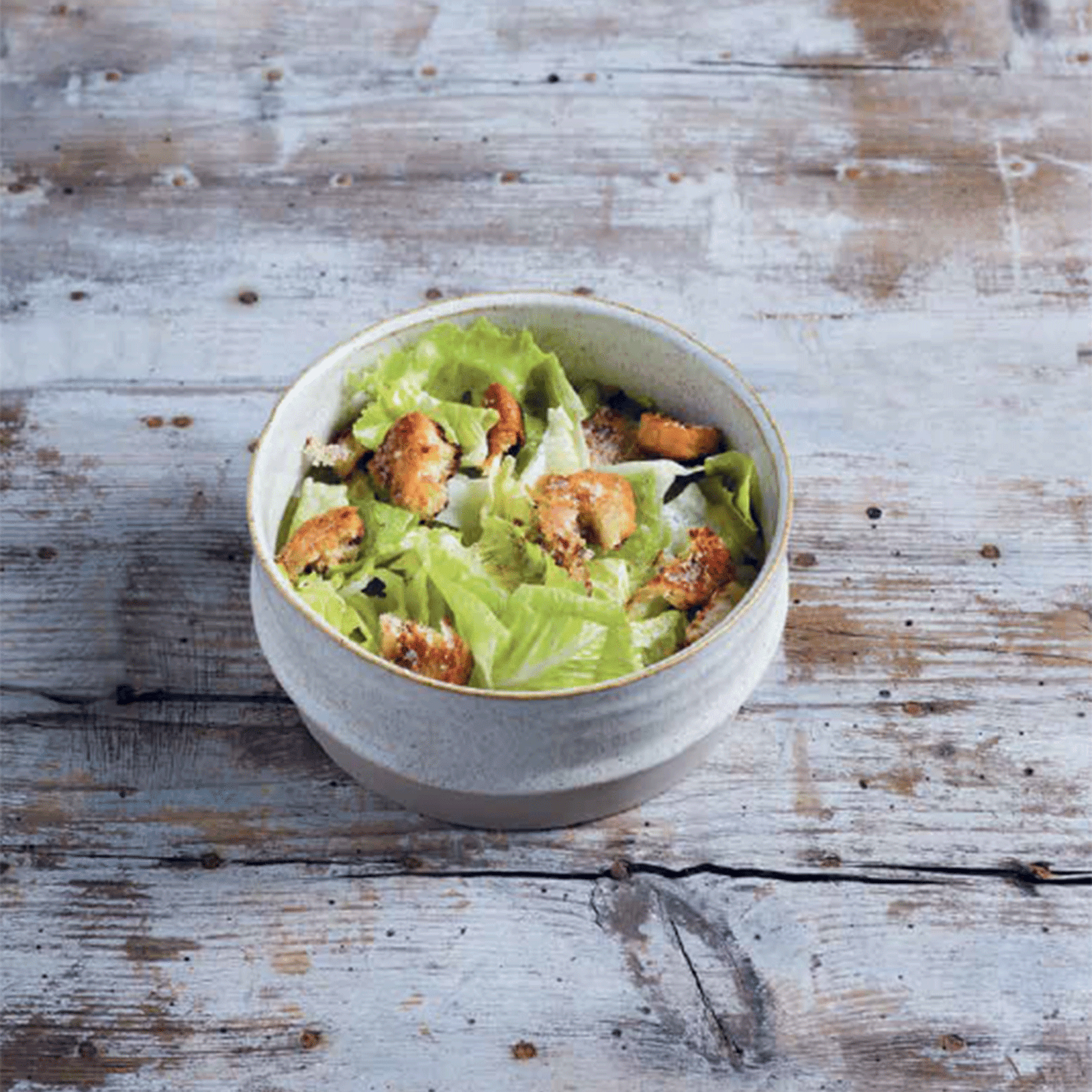 Salade César aux croûtons de brioche