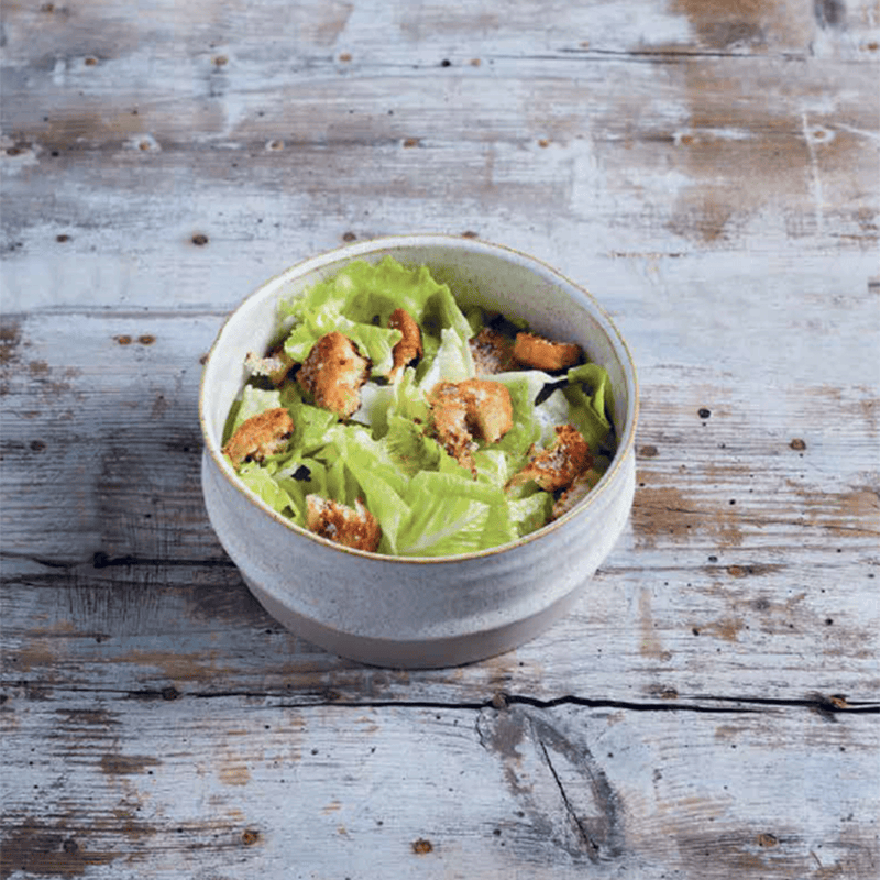Salade César aux croûtons de brioche