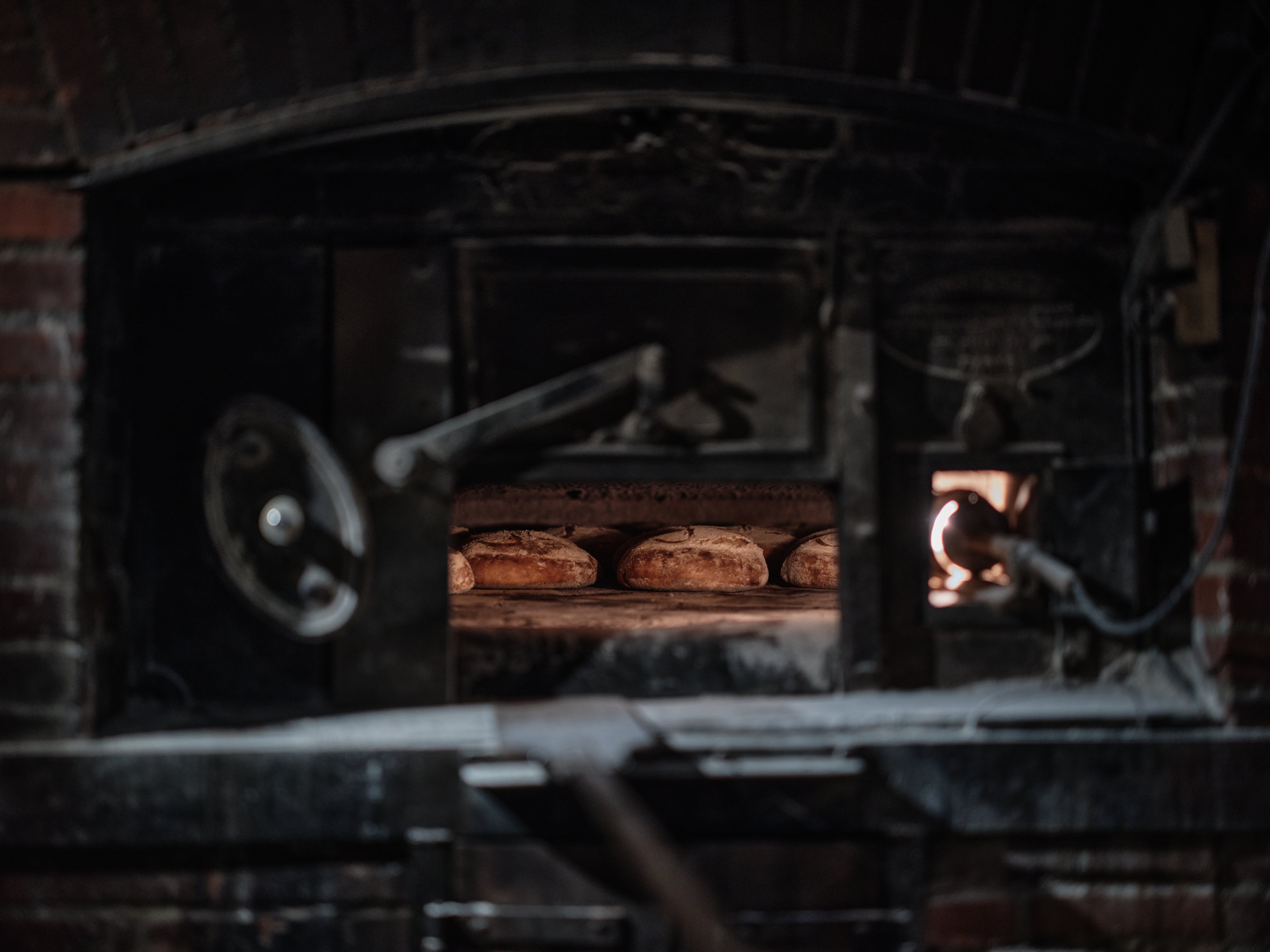 Sourdough bread artisan bakery Paris – Poilâne