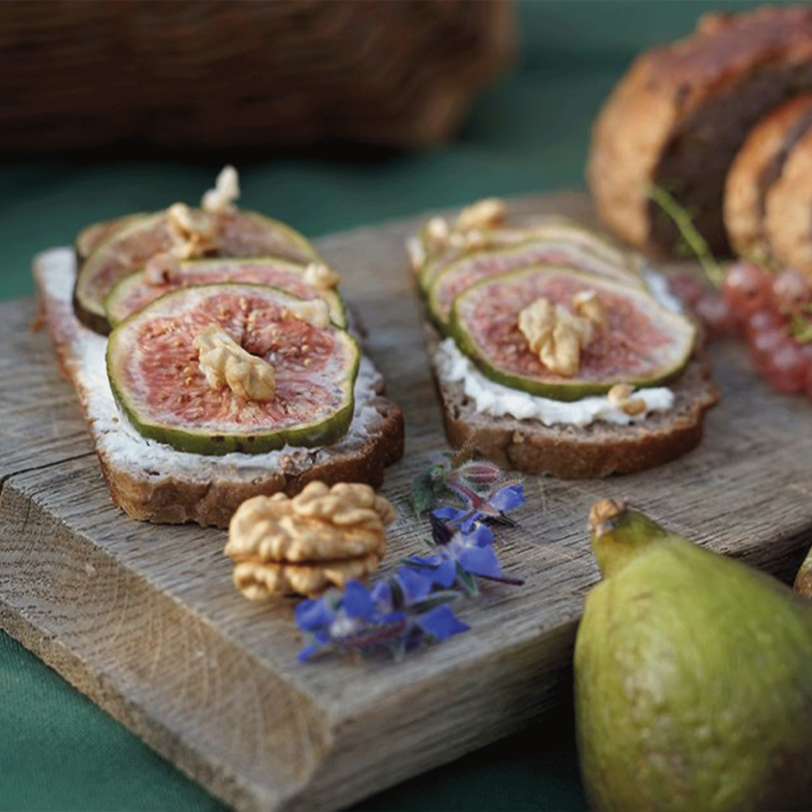 PETITS PAINS AUX NOIX / LOT DE 2